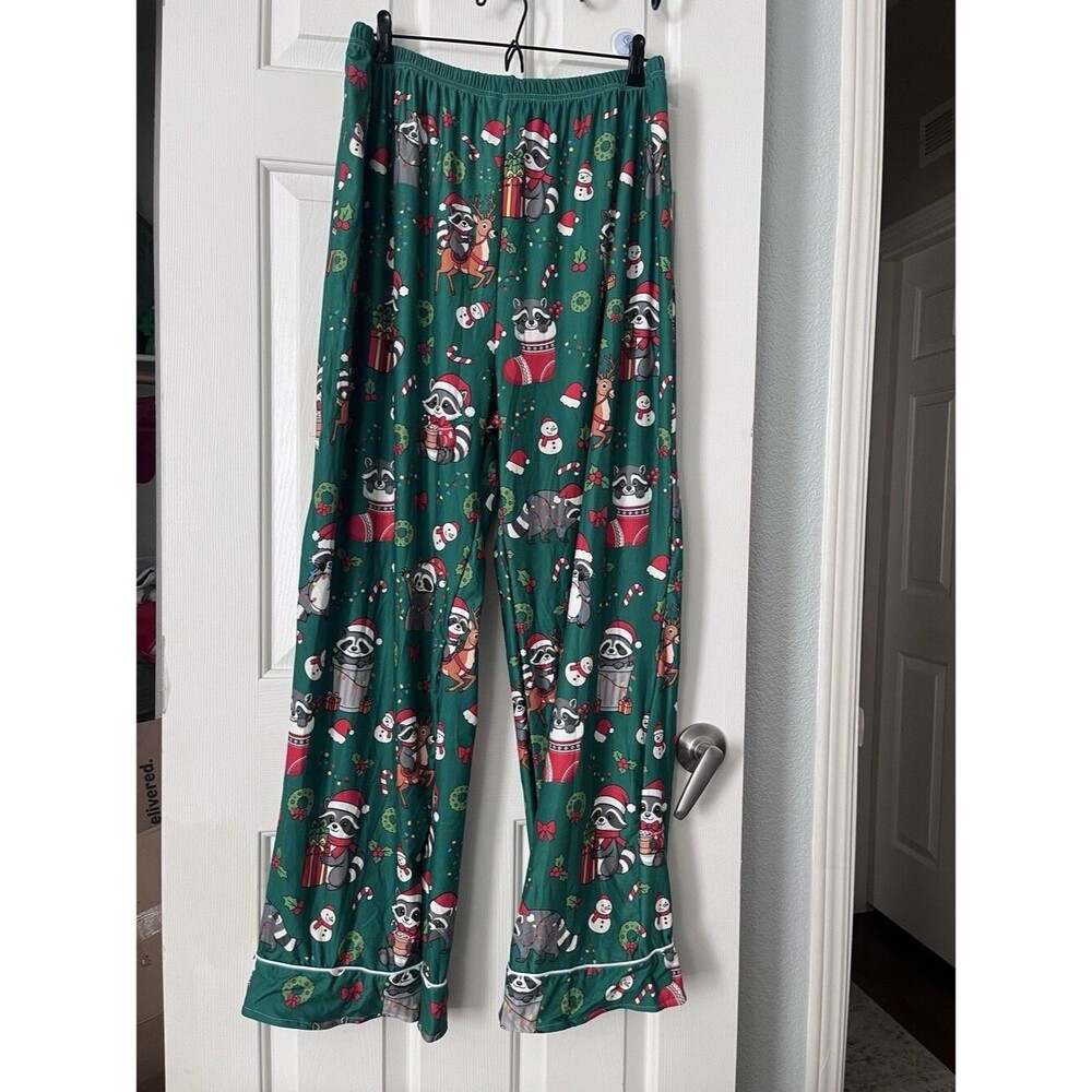 NEW Women’s Green Christmas Raccoon Graphic Print Pajama Pants Elastic Waist 2XL